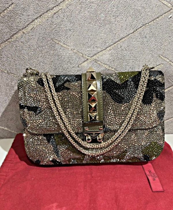 Новая сумка Valentino Glam Lock украшена стразами, лимитка, размер 27/17, цена 56 т.р