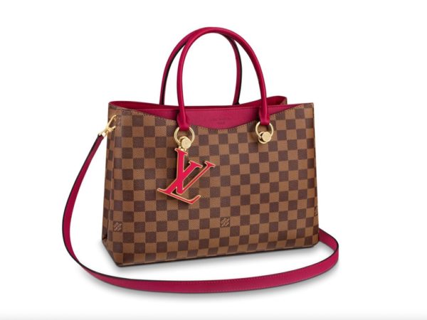 Продать сумку Louis Vuitton в Москве