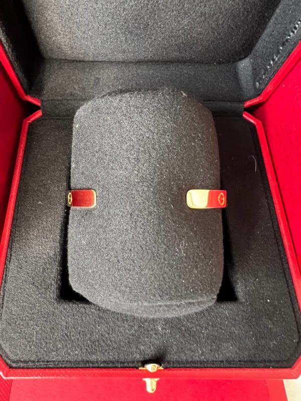 Золотой браслет Cartier в состоянии нового
