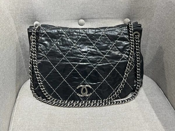 Сумка Chanel в очень хорошем состоянии