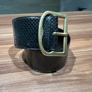 Новый ремень Yves Saint Laurent из кожи питона