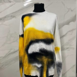 Продается свитер Alexander McQueen в отличном состоянии