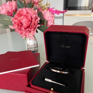 Золотой браслет Cartier Love из белого золота 750 пробы в состоянии нового