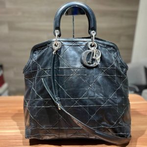 Сумка Christian Dior в отличном состоянии