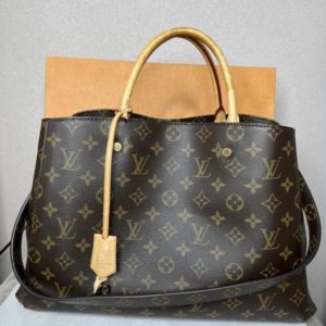Сумка Louis Vuitton Montaigne в хорошем состоянии
