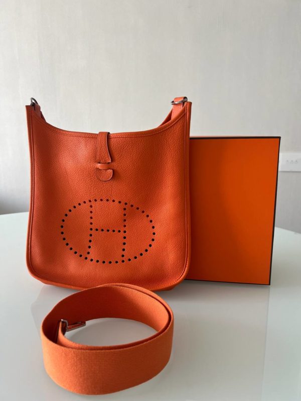 Продается сумка Hermes Evelyne 29