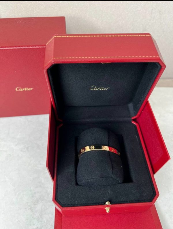 Золотой браслет Cartier в отличном состоянии