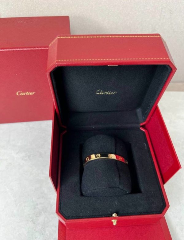 Золотой браслет Cartier в отличном состоянии