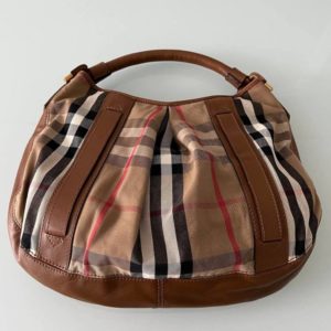 Продается новая сумка Burberry