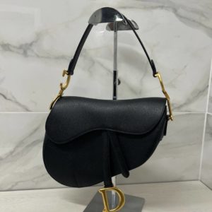Продается сумка Christian Dior в идеальном состоянии