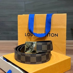 Ремень Louis Vuitton в идеальном состоянии