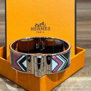 Hовый браслет Hermes
