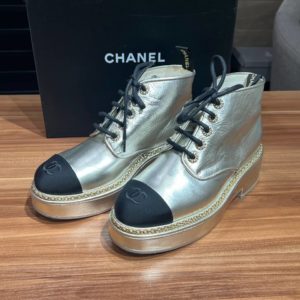 Стильные ботинки Chanel в состоянии новых