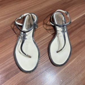 Продаются босоножки Chanel в хорошем состоянии,