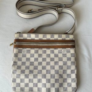 Продается сумка Louis Vuitton Pochette Bosphore Damier Azur