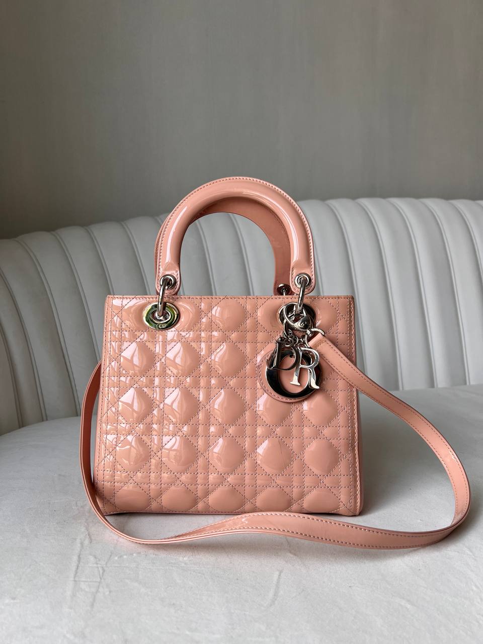 Сумка Christian Dior в отличном состоянии