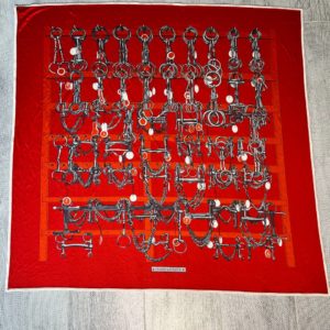 Продается новый винтажный шелковый платок Hermes Mors et Filets 90/90