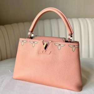 Продается сумка Louis Vuitton Capucines лимитированная коллекция